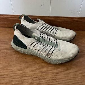 Nike Phantom Sneakers